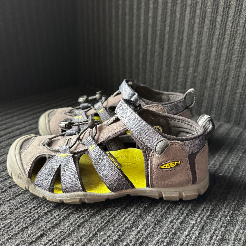 KEEN Seacamp II CNX Sandals Kids Size 2 Gray Yellow Waterproof 1026321 - Picture 3 of 7
